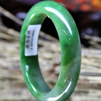 A CANADIAN JADE BANGLE 58MM #1033