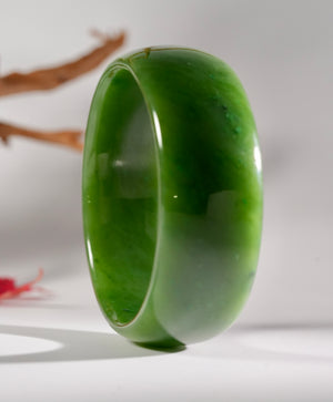 Wide Band Jade Bangle 61mm #2479