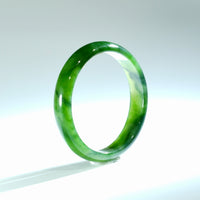 A CANADIAN JADE BANGLE 63MM #995