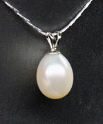 14K FRESHWATER PEARL PENDANT #1634