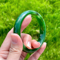 A CANADIAN JADE BANGLE 58MM #2375