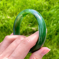 A CANADIAN JADE BANGLE 58MM #2375