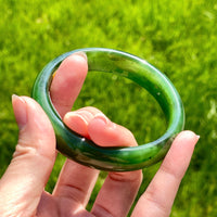 A CANADIAN JADE BANGLE 58MM #2375