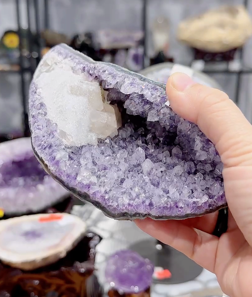 AMETHYST SEMI-GEODES EXTRA QUALITY (1.73 LB) #2266