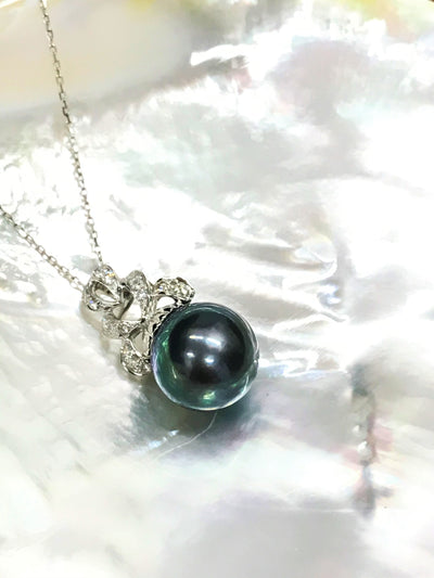 Tahitian Salt Sea Pearl Collections