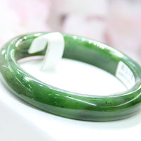 A CANADIAN JADE BANGLE 61MM #112