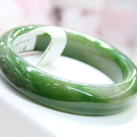 A CANADIAN JADE BANGLE 58MM #1033