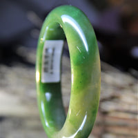 A CANADIAN JADE BANGLE 58MM #1033