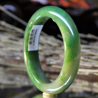 A CANADIAN JADE BANGLE 58MM #1033