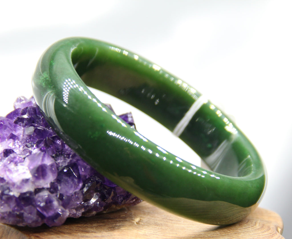 AA CANADIAN JADE BANGLE 58.5MM #190