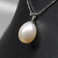 14K FRESHWATER PEARL PENDANT #1634