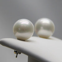 FRESHWATER CULTURED PEARL STUDS #1606